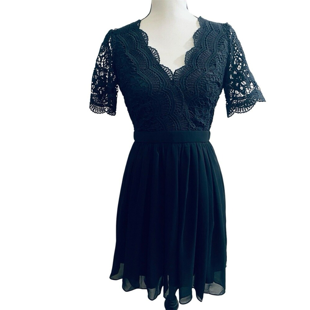 Lulus Dress S Black Lace Angel In Disguise Short Sleeve Pleated Chiffon Layered